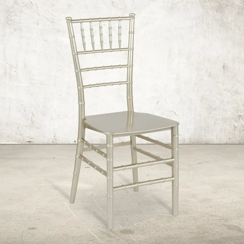 Chaise empilable en résine - 15L x 18,75P x 35H