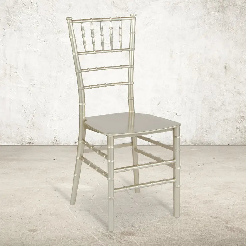 Chaise empilable en résine - 15L x 18,75P x 35H