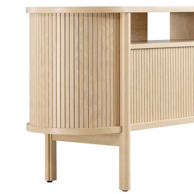 Meuble TV de 180 cm avec bords incurvés et détails cannelés
