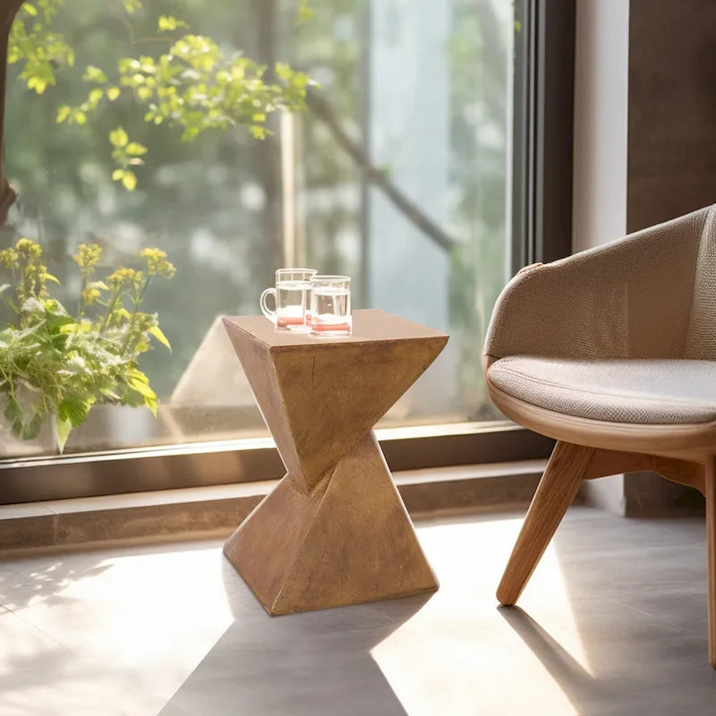 Table d'appoint moderne en béton léger